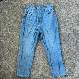 American Eagle Paperbag Mom Jean